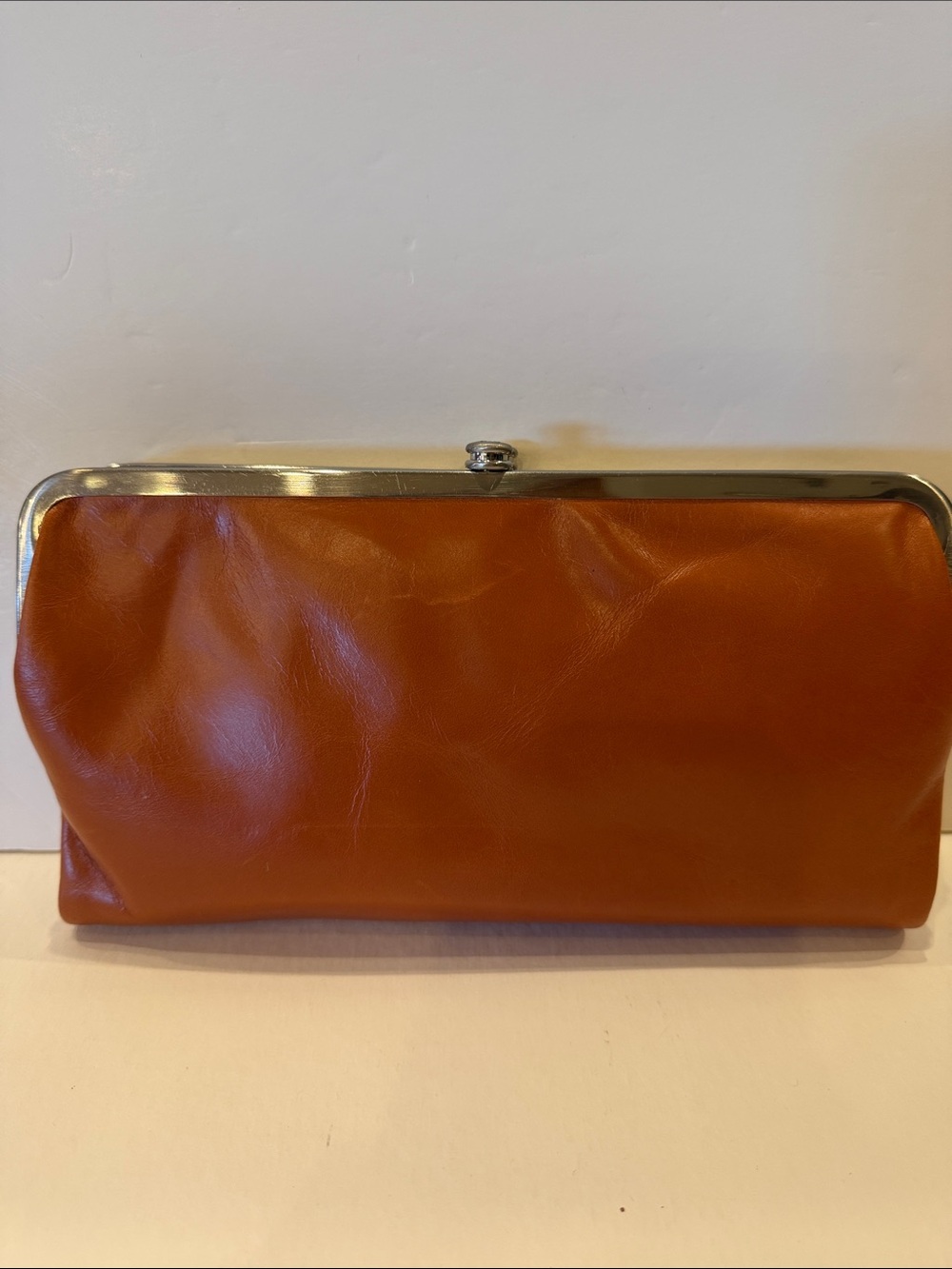 NWT HOBO Leather Kiss-Lock Clutch in Warm Brown